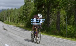 梅西梅开二度助迈阿密国际逆转取胜 球迷欢呼球王风采依旧