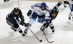 高诗岩赛后微博引发福建球迷激烈争议 郭艾伦发声力挺，冲我来！